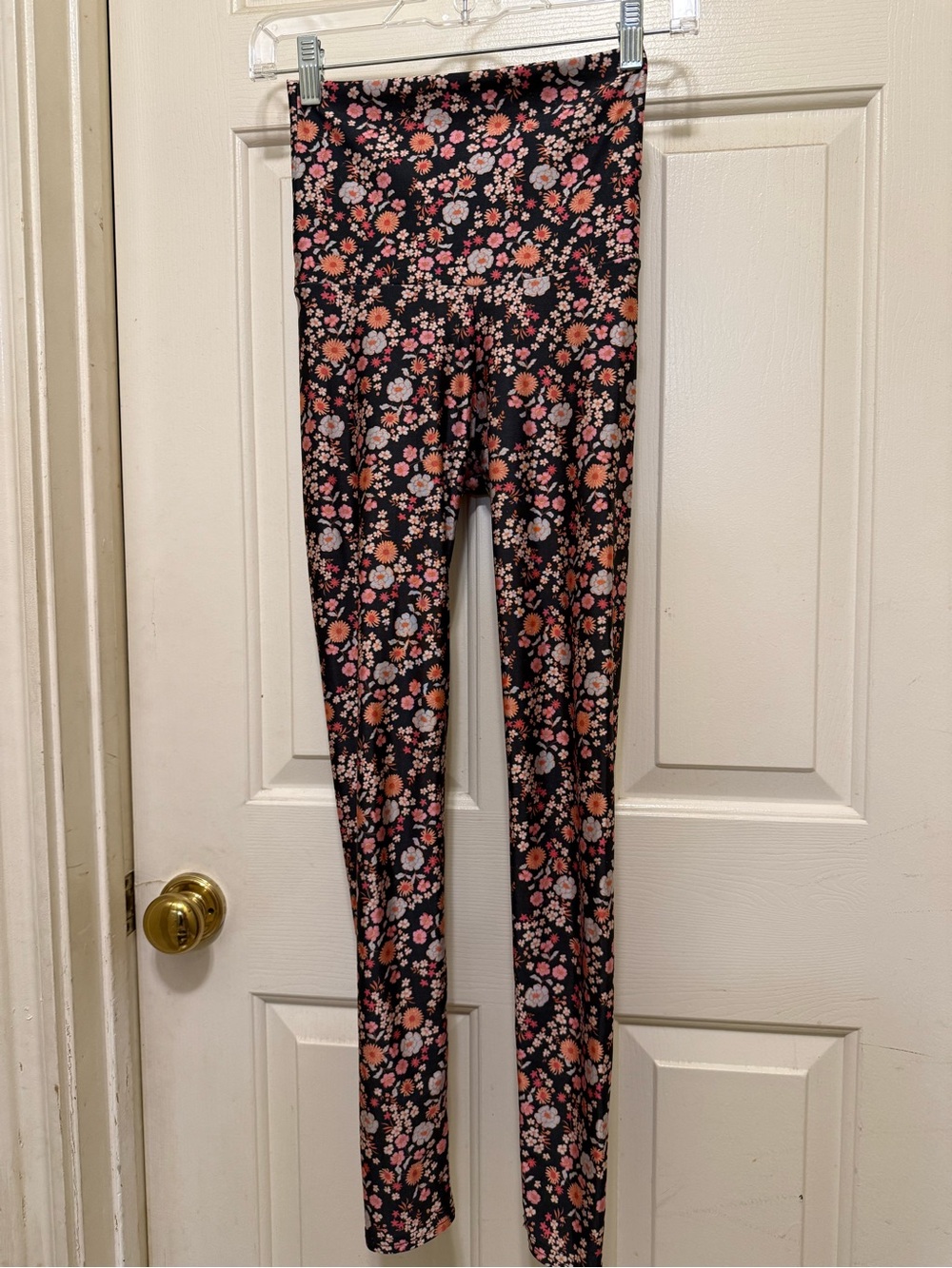 Emily Hsu Designs high-waisted activewear leggings feature the vibrant and